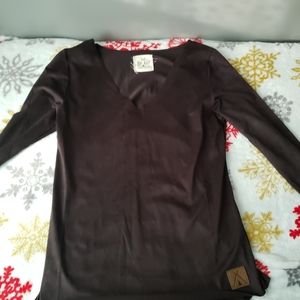 TRIBE KELLEY SMOKE V NECK